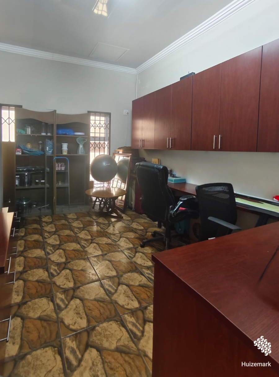 4 Bedroom Property for Sale in Roodia Free State